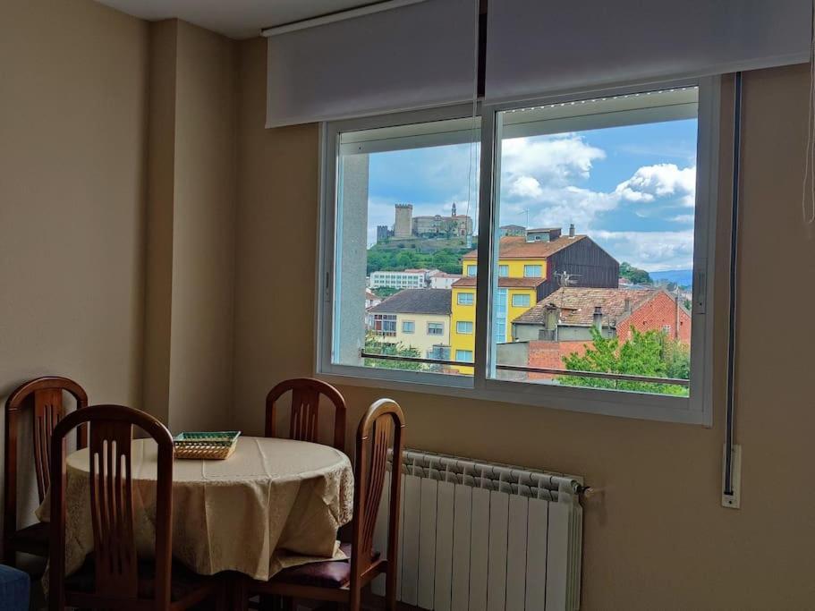 Noly Apartamento Monforte De Lemos Bagian luar foto